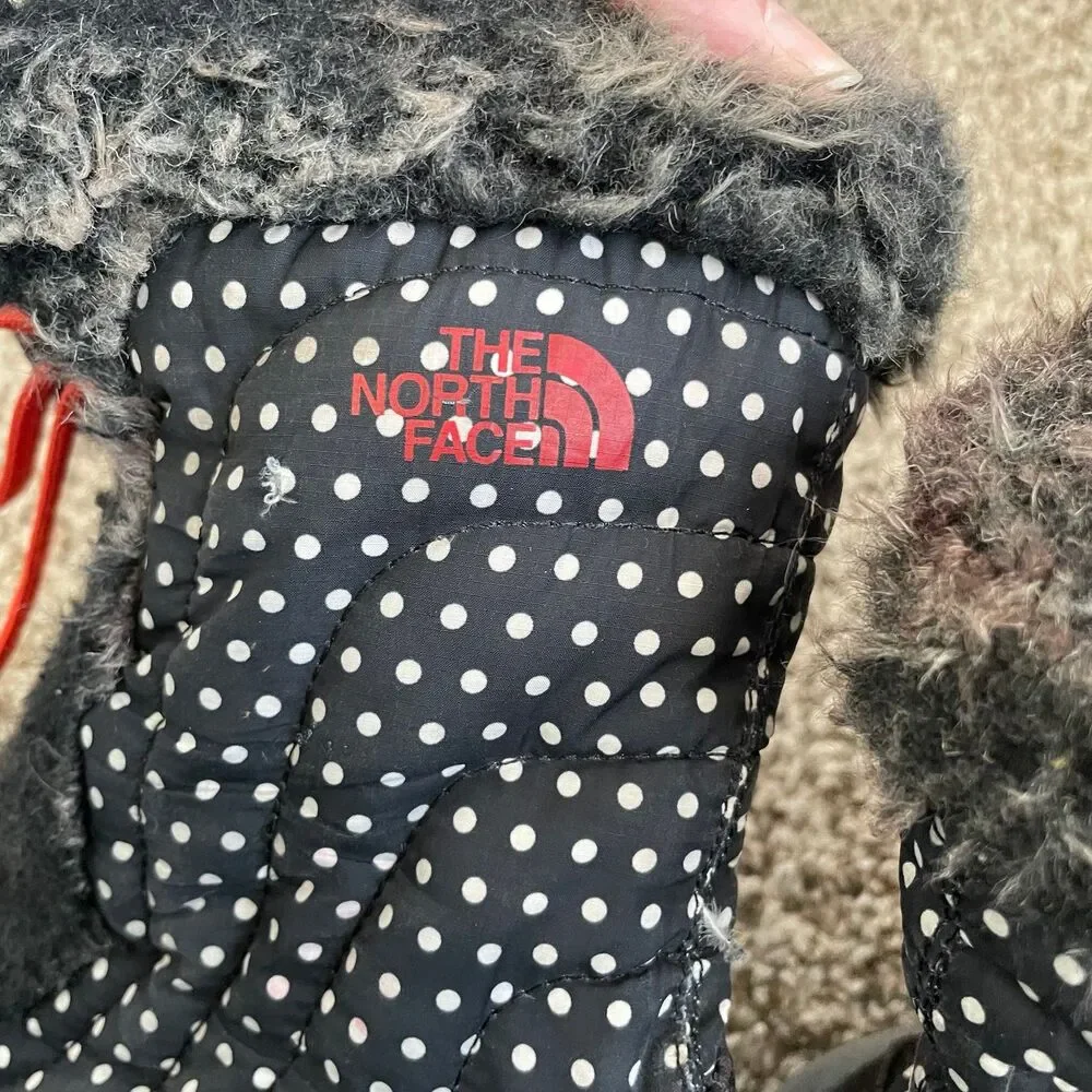 Size 3 / Girls North Face Winter Snow Boots
